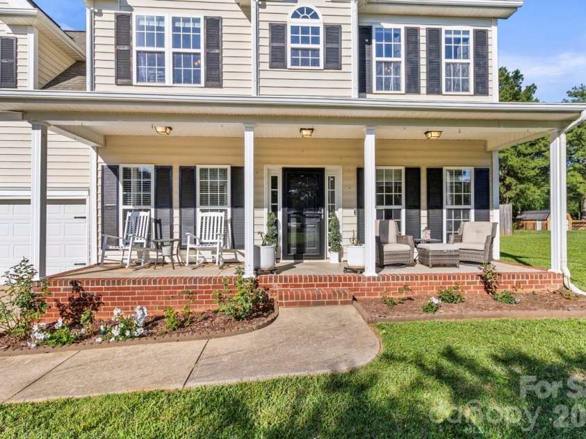 135 Painted Bunting Drive, Troutman, NC 28166.  MLS# CAR4396149, YatesRealty ID 33711. 