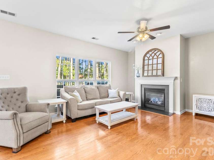 135 Painted Bunting Drive, Troutman, NC 28166.  MLS# CAR4396149, YatesRealty ID 33711. 