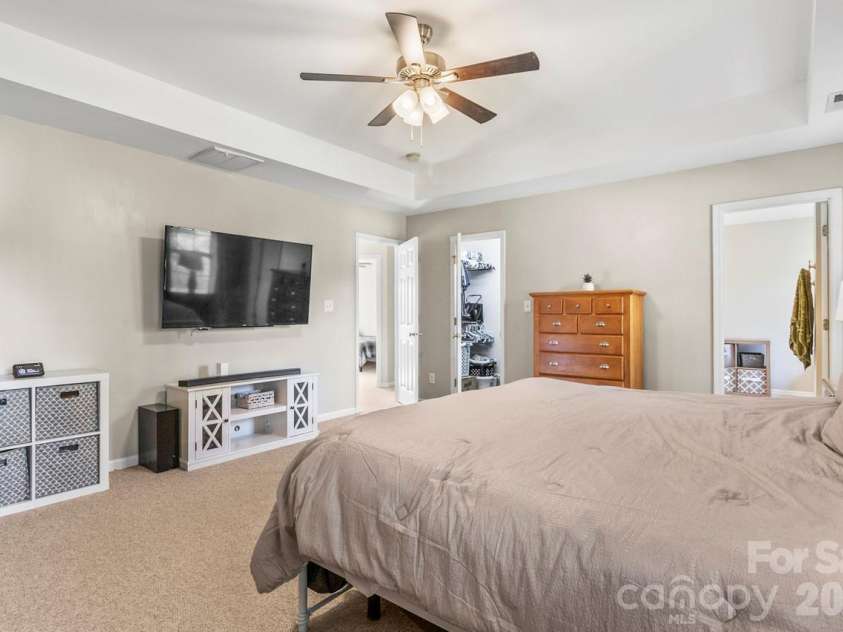 135 Painted Bunting Drive, Troutman, NC 28166.  MLS# CAR4396149, YatesRealty ID 33711. 