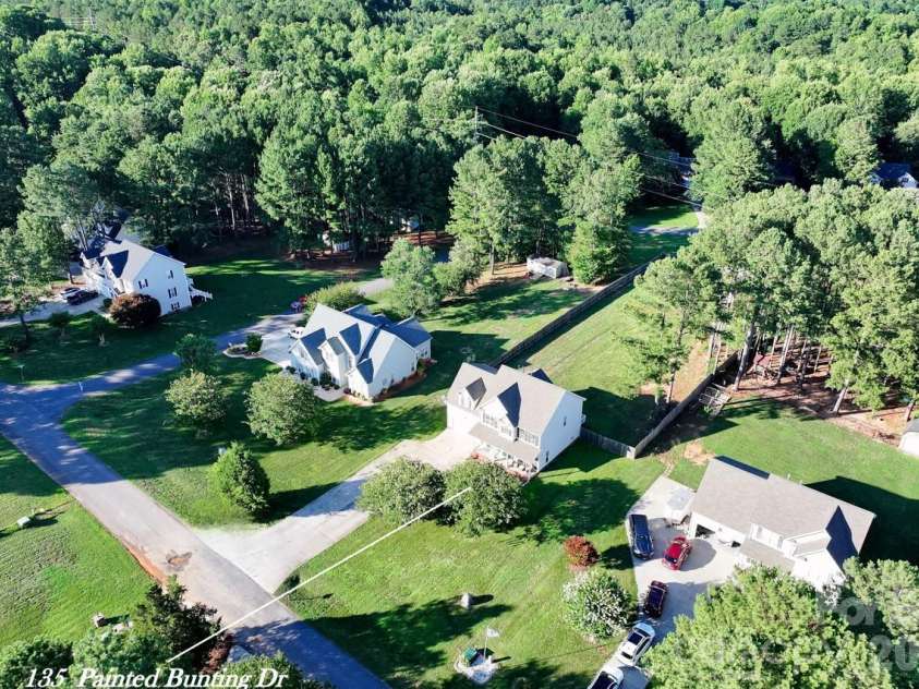 135 Painted Bunting Drive, Troutman, NC 28166.  MLS# CAR4396149, YatesRealty ID 33711. 