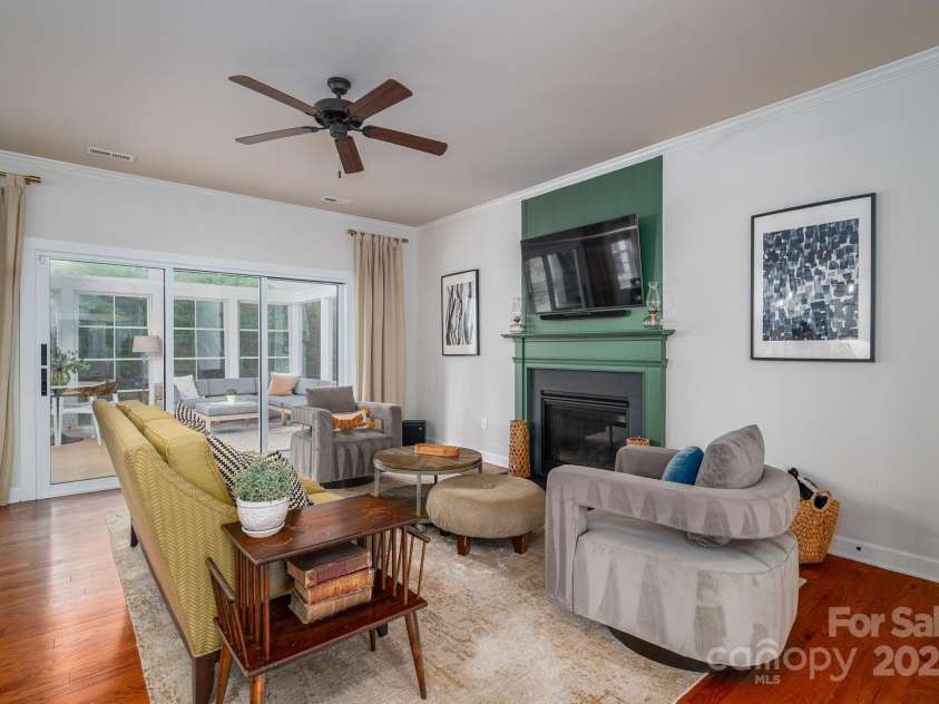 7228 Stableford Lane, Stanley, NC 28164.  MLS# CAR4291936, YatesRealty ID 33711. Great Room