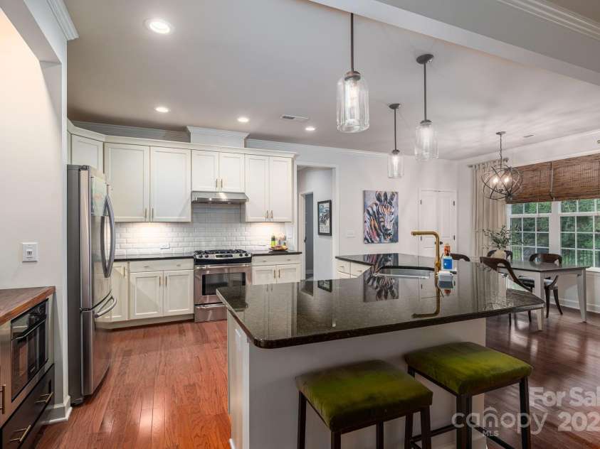 7228 Stableford Lane, Stanley, NC 28164.  MLS# CAR4291936, YatesRealty ID 33711. Kitchen