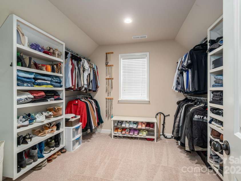 7228 Stableford Lane, Stanley, NC 28164.  MLS# CAR4291936, YatesRealty ID 33711. Primary Closet