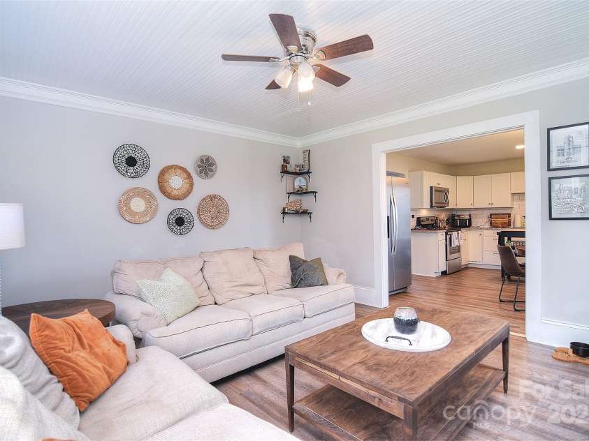 2004 Pennsylvania Avenue, Kannapolis, NC 28083.  MLS# CAR4290031, YatesRealty ID 33713. 