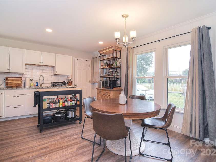 2004 Pennsylvania Avenue, Kannapolis, NC 28083.  MLS# CAR4290031, YatesRealty ID 33713. 