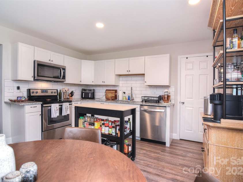 2004 Pennsylvania Avenue, Kannapolis, NC 28083.  MLS# CAR4290031, YatesRealty ID 33713. 