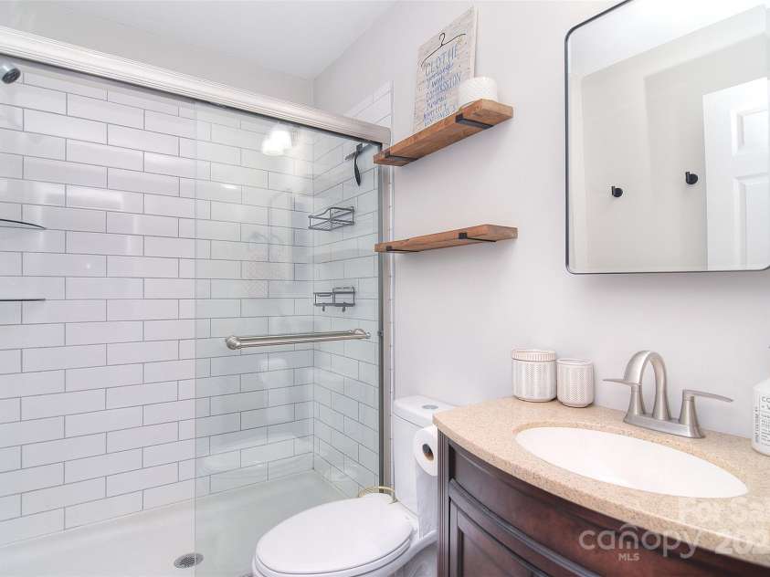 2004 Pennsylvania Avenue, Kannapolis, NC 28083.  MLS# CAR4290031, YatesRealty ID 33713. 