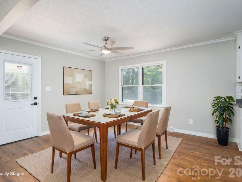 896 Cedarline Drive, Shelby, NC 28150.  MLS# CAR4397447, YatesRealty ID 33713. 