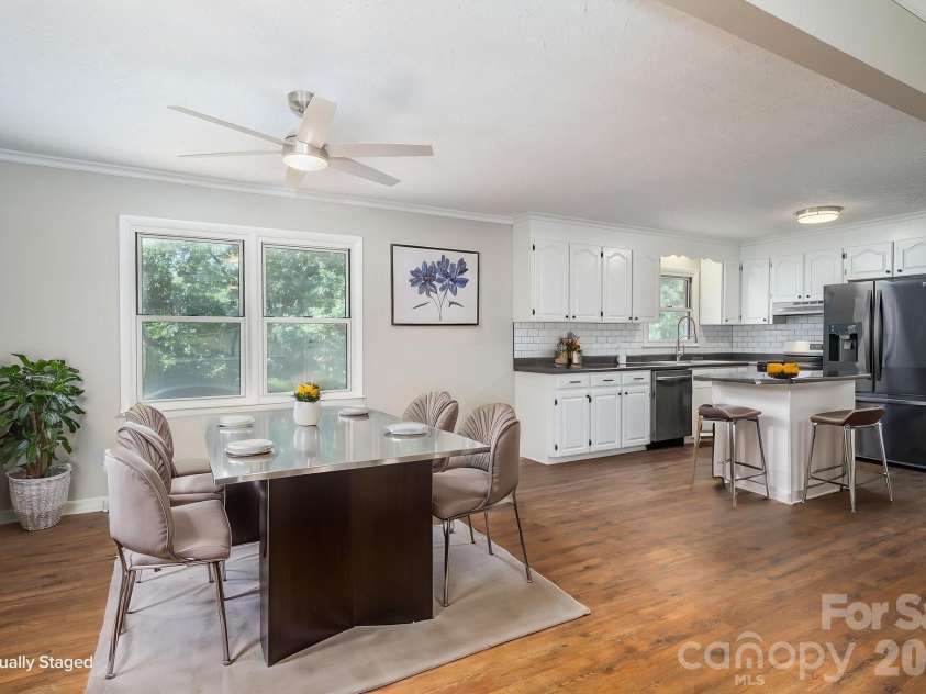 896 Cedarline Drive, Shelby, NC 28150.  MLS# CAR4397447, YatesRealty ID 33713. 
