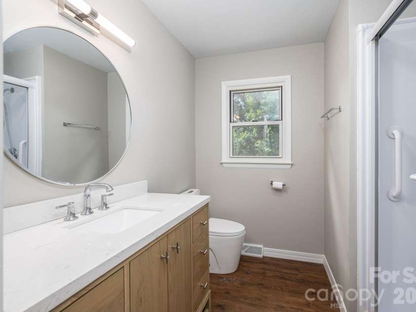 896 Cedarline Drive, Shelby, NC 28150.  MLS# CAR4397447, YatesRealty ID 33713. 