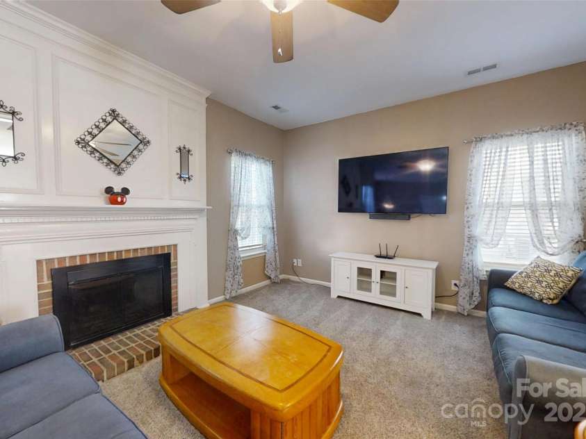 129 Easy Street, Mooresville, NC 28117.  MLS# CAR4294083, YatesRealty ID 33715. 