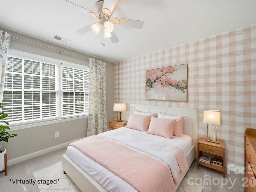 11204 Tavernay Parkway, Charlotte, NC 28262.  MLS# CAR4396935, YatesRealty ID 33716. 