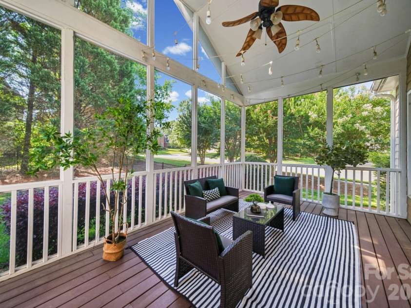 11204 Tavernay Parkway, Charlotte, NC 28262.  MLS# CAR4396935, YatesRealty ID 33716. 