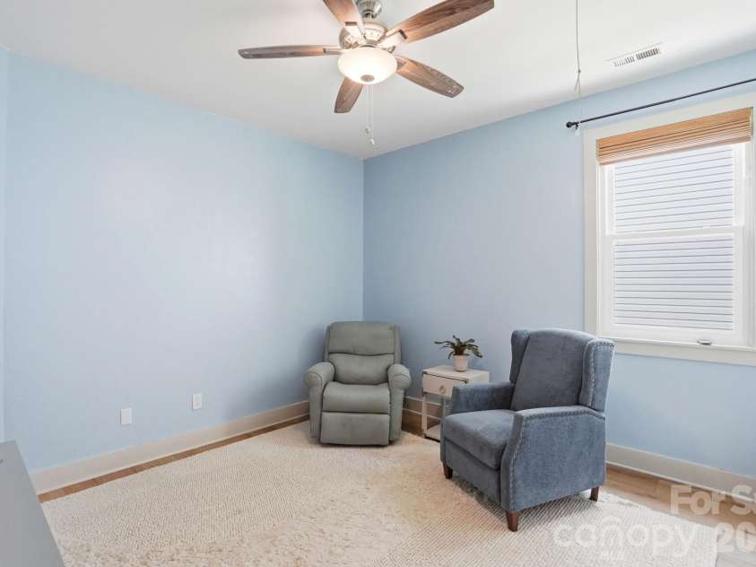 2211 Savannah Hills Drive, Matthews, NC 28105.  MLS# CAR4392429, YatesRealty ID 33717. 
