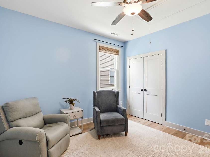 2211 Savannah Hills Drive, Matthews, NC 28105.  MLS# CAR4392429, YatesRealty ID 33717. 