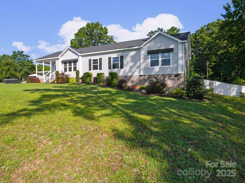 40806 Southbound Road, Albemarle, NC 28001.  MLS# CAR4281817, YatesRealty ID 33719. 