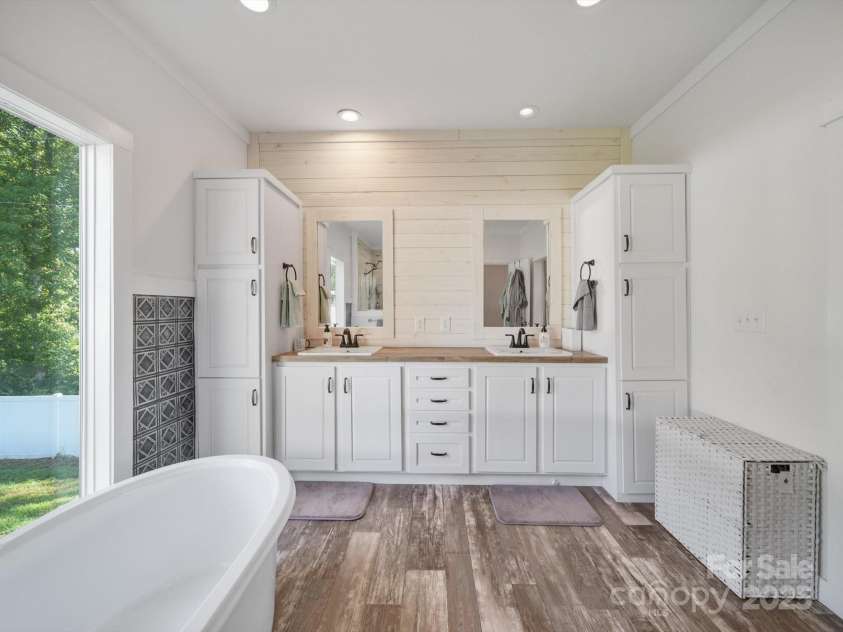 40806 Southbound Road, Albemarle, NC 28001.  MLS# CAR4281817, YatesRealty ID 33719. 