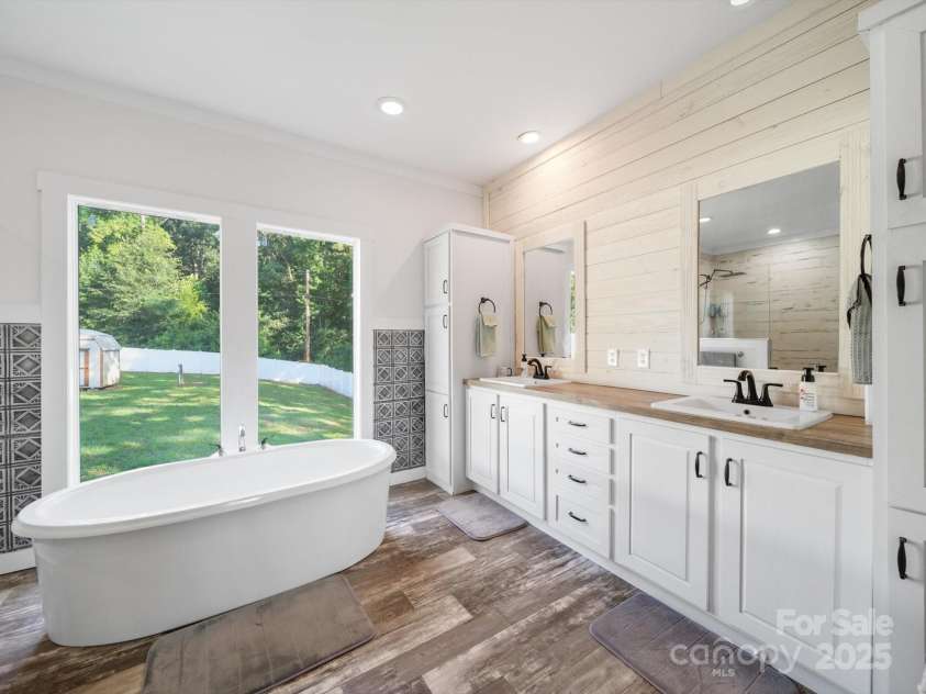 40806 Southbound Road, Albemarle, NC 28001.  MLS# CAR4281817, YatesRealty ID 33719. 