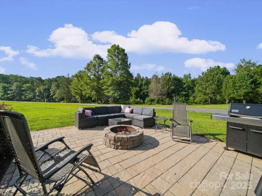 40806 Southbound Road, Albemarle, NC 28001.  MLS# CAR4281817, YatesRealty ID 33719. 