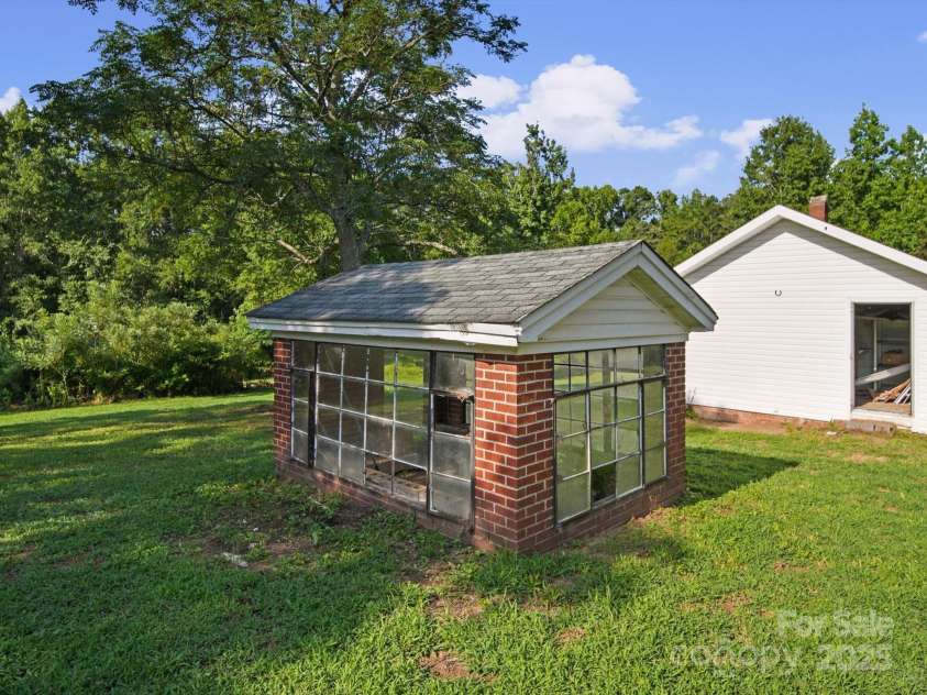 40806 Southbound Road, Albemarle, NC 28001.  MLS# CAR4281817, YatesRealty ID 33719. 