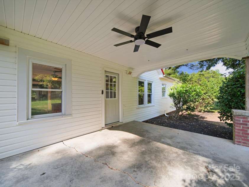 40806 Southbound Road, Albemarle, NC 28001.  MLS# CAR4281817, YatesRealty ID 33719. 