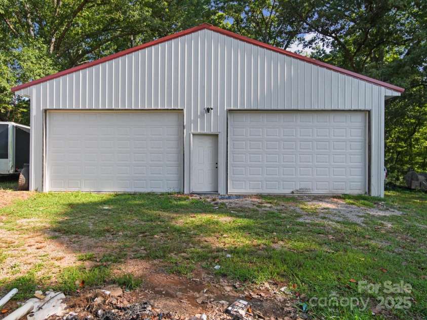 40806 Southbound Road, Albemarle, NC 28001.  MLS# CAR4281817, YatesRealty ID 33719. 