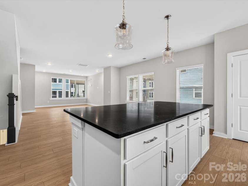 1128 Bismuth Lane, Charlotte, NC 28211.  MLS# CAR4352904, YatesRealty ID 3372. 