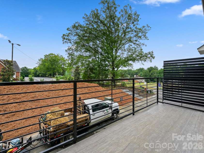 1128 Bismuth Lane, Charlotte, NC 28211.  MLS# CAR4352904, YatesRealty ID 3372. 