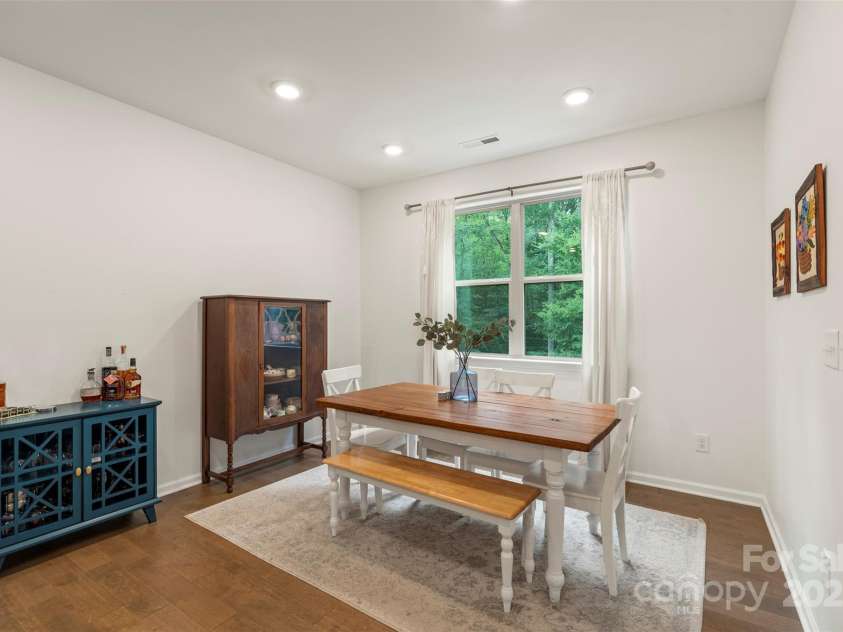 20417 Creek Bend Edge Court, Matthews, NC 28105.  MLS# CAR4250991, YatesRealty ID 33720. 