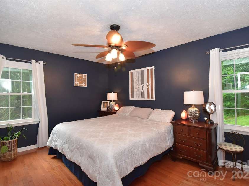 76 Melton Road, Candler, NC 28715.  MLS# CAR4289912, YatesRealty ID 33722. 