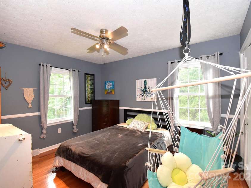 76 Melton Road, Candler, NC 28715.  MLS# CAR4289912, YatesRealty ID 33722. 