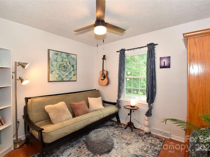 76 Melton Road, Candler, NC 28715.  MLS# CAR4289912, YatesRealty ID 33722. 