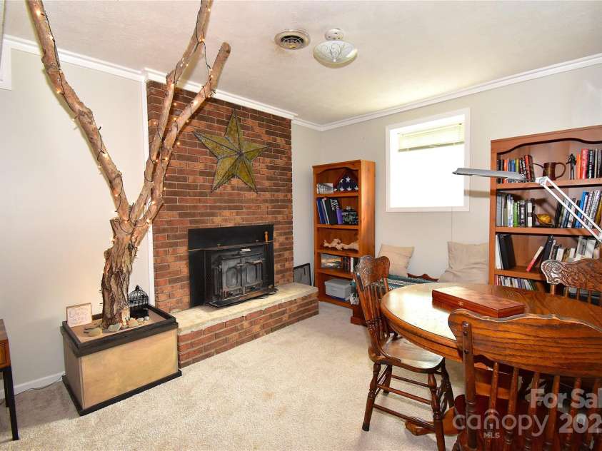 76 Melton Road, Candler, NC 28715.  MLS# CAR4289912, YatesRealty ID 33722. 