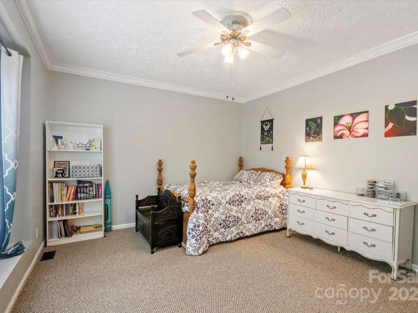 142 Pinners Cove Road, Asheville, NC 28803.  MLS# CAR4287127, YatesRealty ID 33723. Bedroom #2