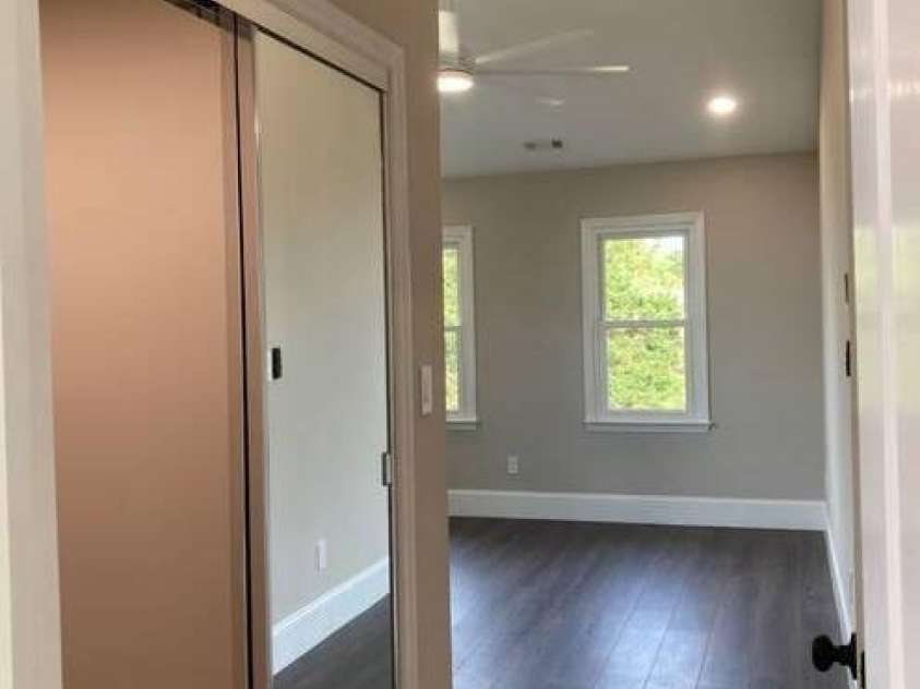 3009 Planters Walk Court, Charlotte, NC 28210.  MLS# CAR4383796, YatesRealty ID 33723. Primary Master Closet between Bedroom & Bathroom