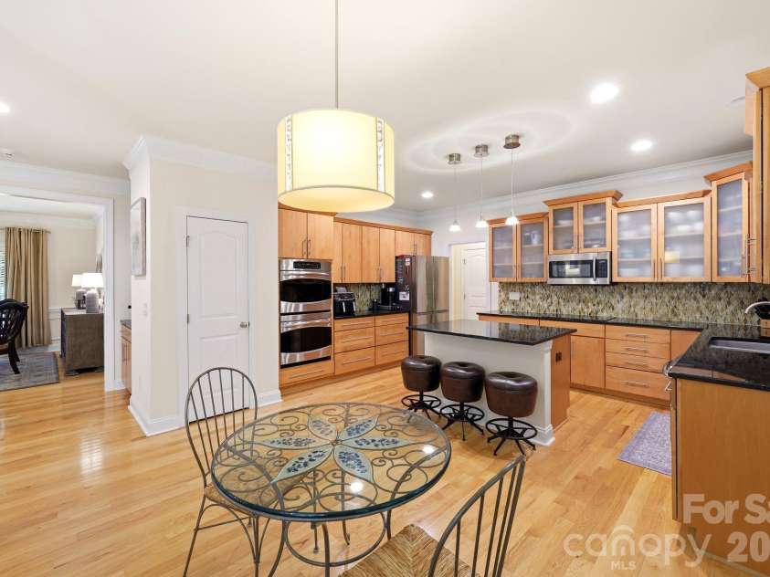 309 Walking Horse Trail, Davidson, NC 28036.  MLS# CAR4398377, YatesRealty ID 33725. 