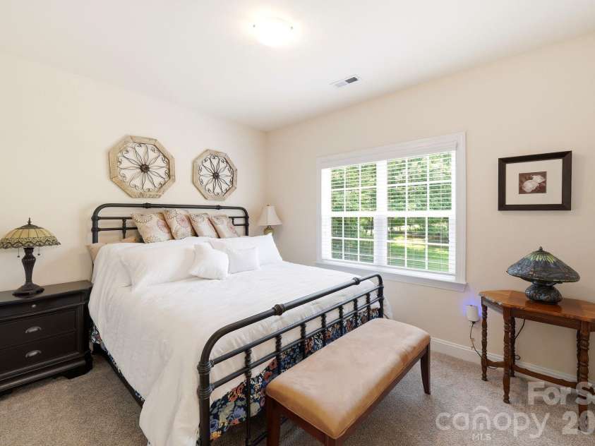 309 Walking Horse Trail, Davidson, NC 28036.  MLS# CAR4398377, YatesRealty ID 33725. 