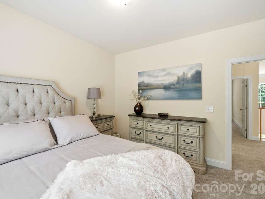 309 Walking Horse Trail, Davidson, NC 28036.  MLS# CAR4398377, YatesRealty ID 33725. 