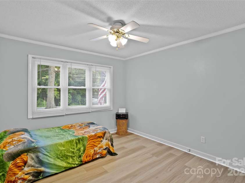 410 Queens Drive, Lexington, NC 27292.  MLS# CAR4287157, YatesRealty ID 33725. Bedroom 2