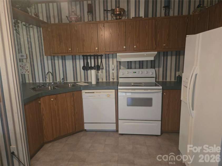 4632 Belvedere Drive, Claremont, NC 28610.  MLS# CAR4398223, YatesRealty ID 33726. 