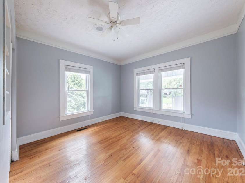 404 Laurel Street, Valdese, NC 28690.  MLS# CAR4285220, YatesRealty ID 33727. 