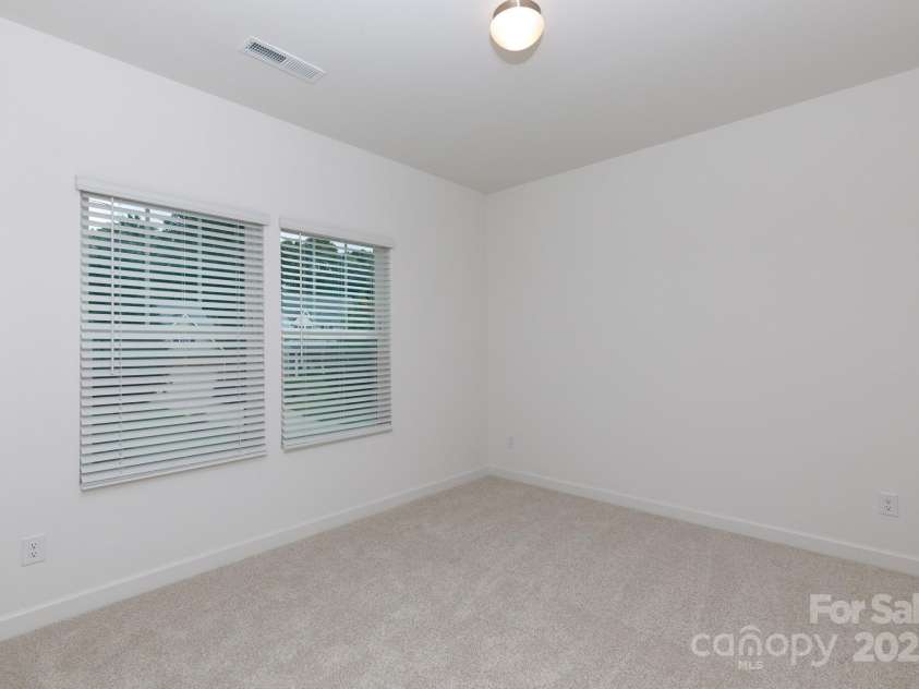 5310 Lantana Avenue, Charlotte, NC 28205.  MLS# CAR4294277, YatesRealty ID 33728. 