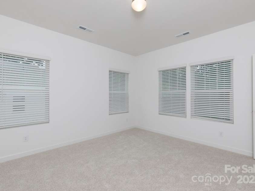 5310 Lantana Avenue, Charlotte, NC 28205.  MLS# CAR4294277, YatesRealty ID 33728. 