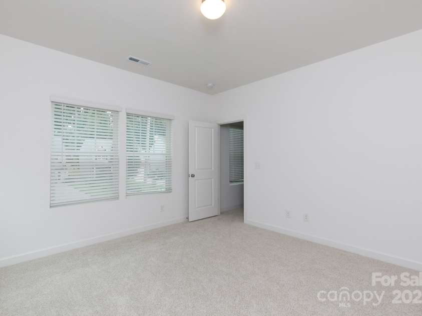5310 Lantana Avenue, Charlotte, NC 28205.  MLS# CAR4294277, YatesRealty ID 33728. 