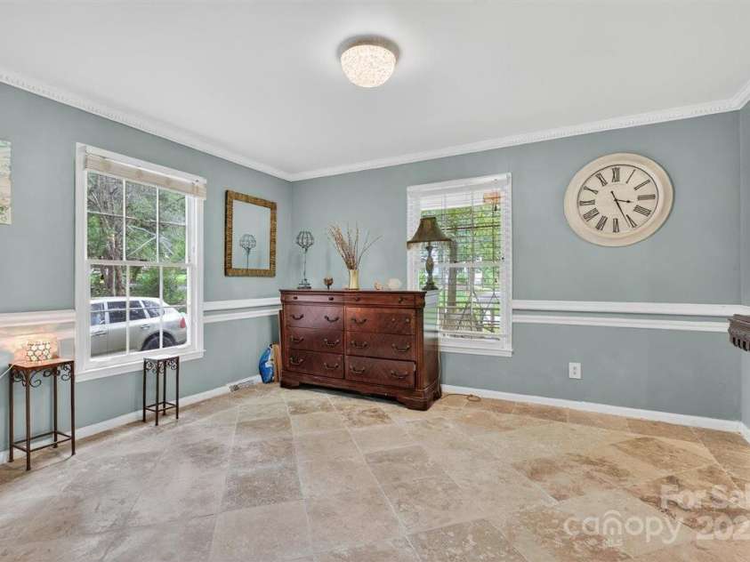 7144 Chapparall Lane, Charlotte, NC 28215.  MLS# CAR4288471, YatesRealty ID 33729. Formal Dining Space