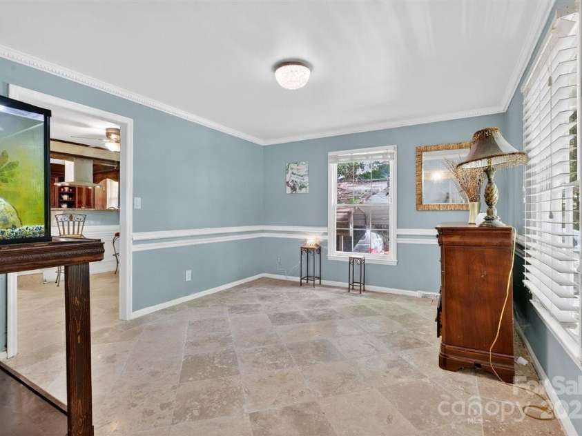 7144 Chapparall Lane, Charlotte, NC 28215.  MLS# CAR4288471, YatesRealty ID 33729. Formal Dining Space