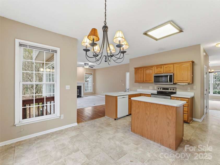 613 Carolina Holly Way, Fletcher, NC 28732.  MLS# CAR4334527, YatesRealty ID 3373. 