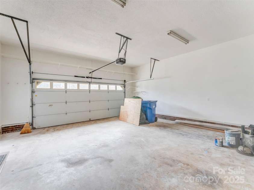 613 Carolina Holly Way, Fletcher, NC 28732.  MLS# CAR4334527, YatesRealty ID 3373. 