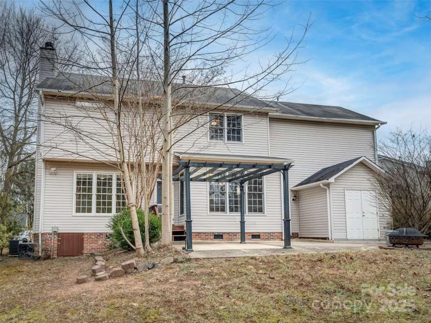613 Carolina Holly Way, Fletcher, NC 28732.  MLS# CAR4334527, YatesRealty ID 3373. 
