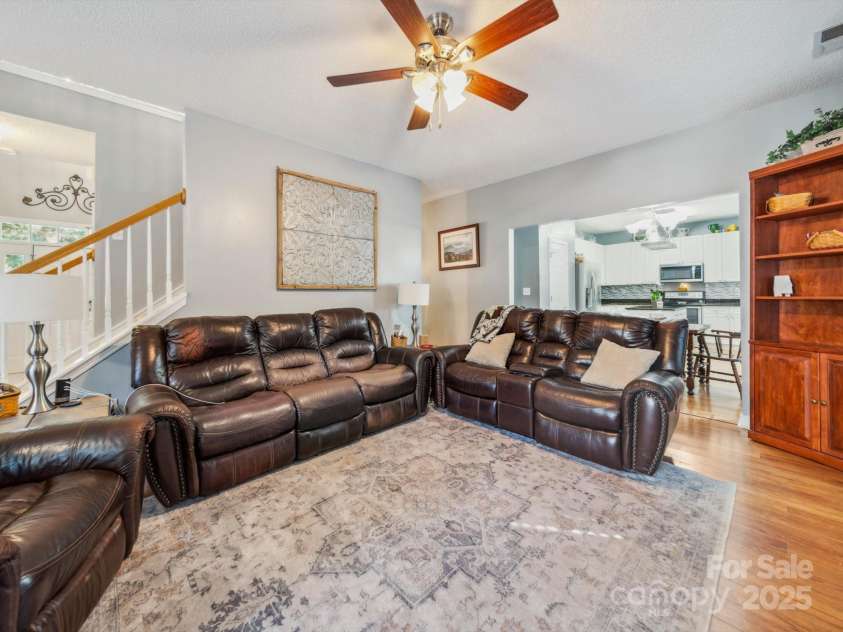 130 Nims Spring Drive, Fort Mill, SC 29715.  MLS# CAR4272422, YatesRealty ID 33730. Den/Family Room